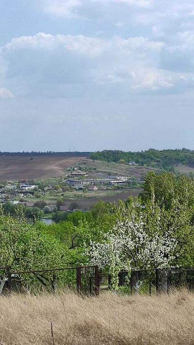Продаж земельної ділянки с.Красне Обухівського р-ну 12+6 соток