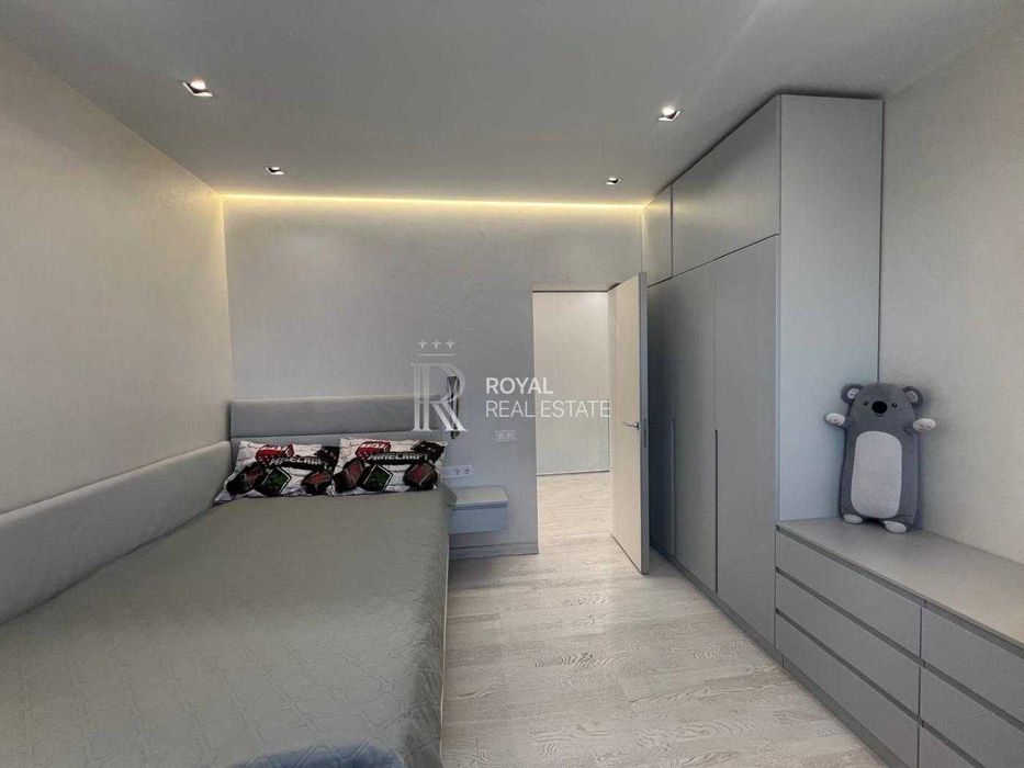 Осещина Продаж Будинку КМ Троянда з Ремонтом 240м2 8 сотих 6к