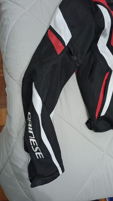 Casaca Dainese tamanho 56