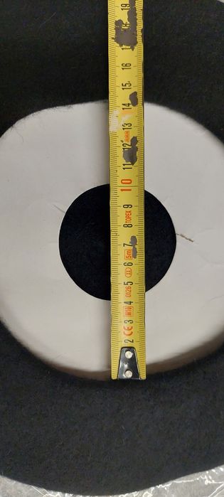 Берет чорний із повсті - валяної вовни