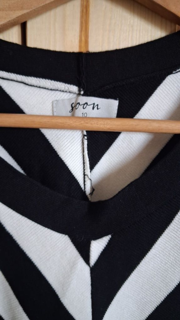 Sweter marki Soon