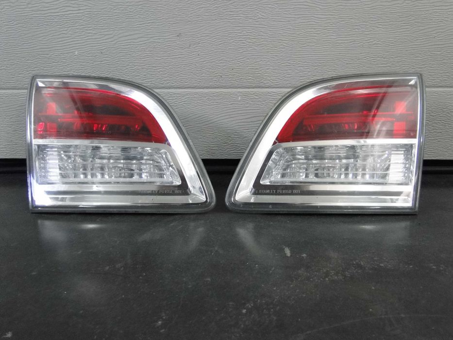 Ліхтар фонарь стоп в кришку багажника Mazda CX-9 CX9 07-09р.