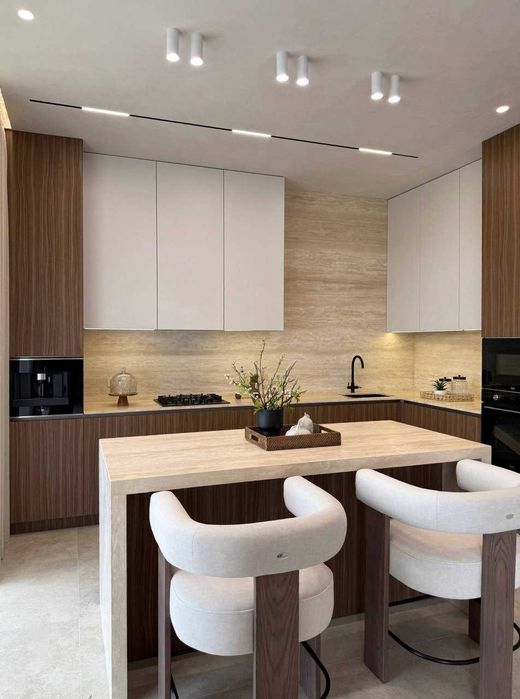 Елегантний вишуканий та комфортний БУДИНОК З РЕМОНТОМ та меблями