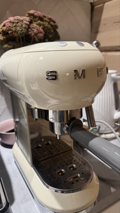 Ekspres Ciśnieniowy Smeg