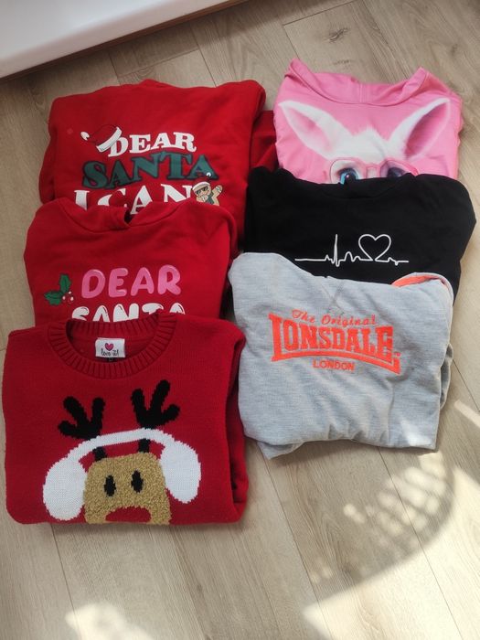Bluzy z kapturem oraz sweterek
