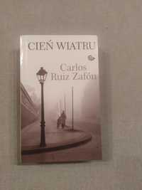 Cień wiatru. Carlos Ruiz Zafon