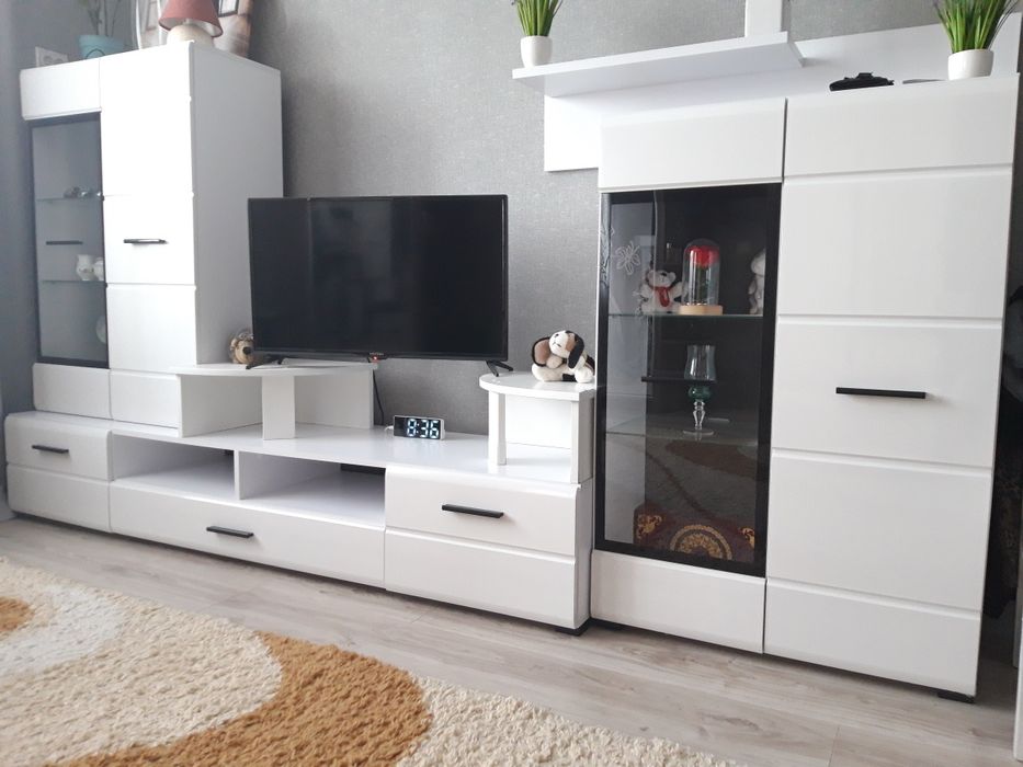 Продаж сучасної стінки