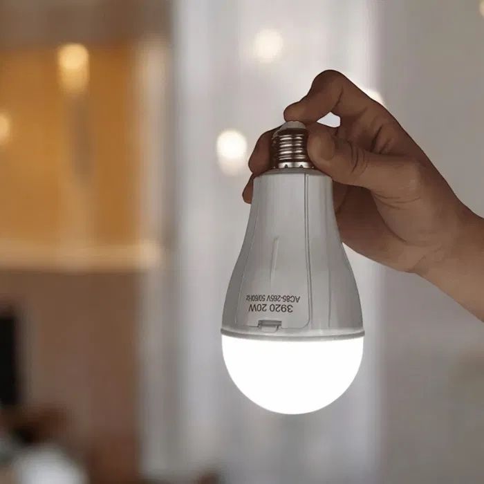 ОПТ Лампочка акумуляторная Y-3920, цоколь E27