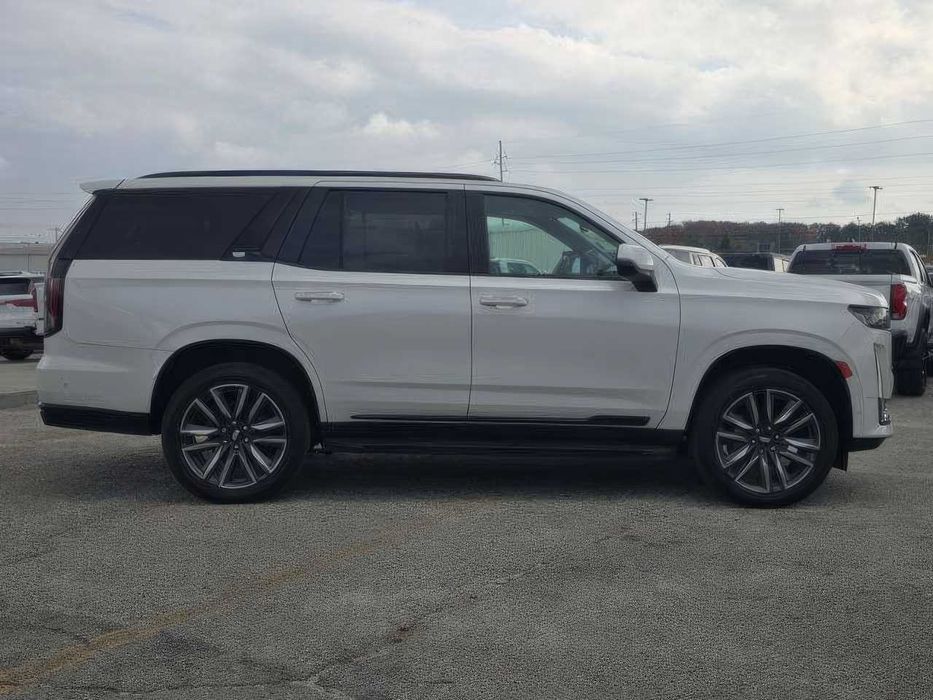 Cadillac Escalade      2021