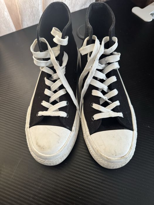 Кеди У відмінному стані