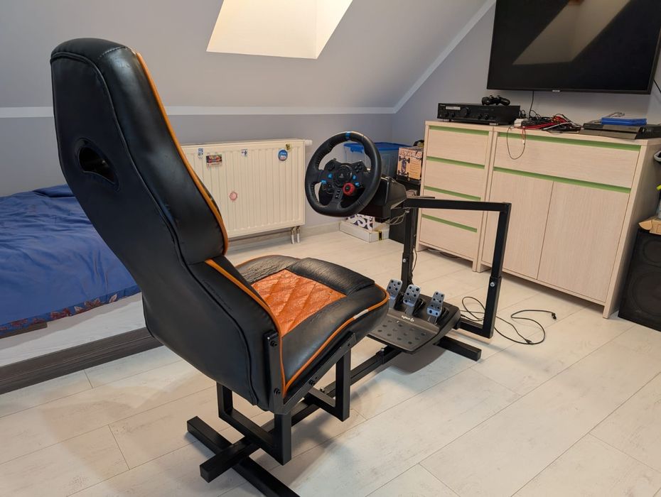 Stelaż stojak fotel wraz z kierownicą Logitech G29