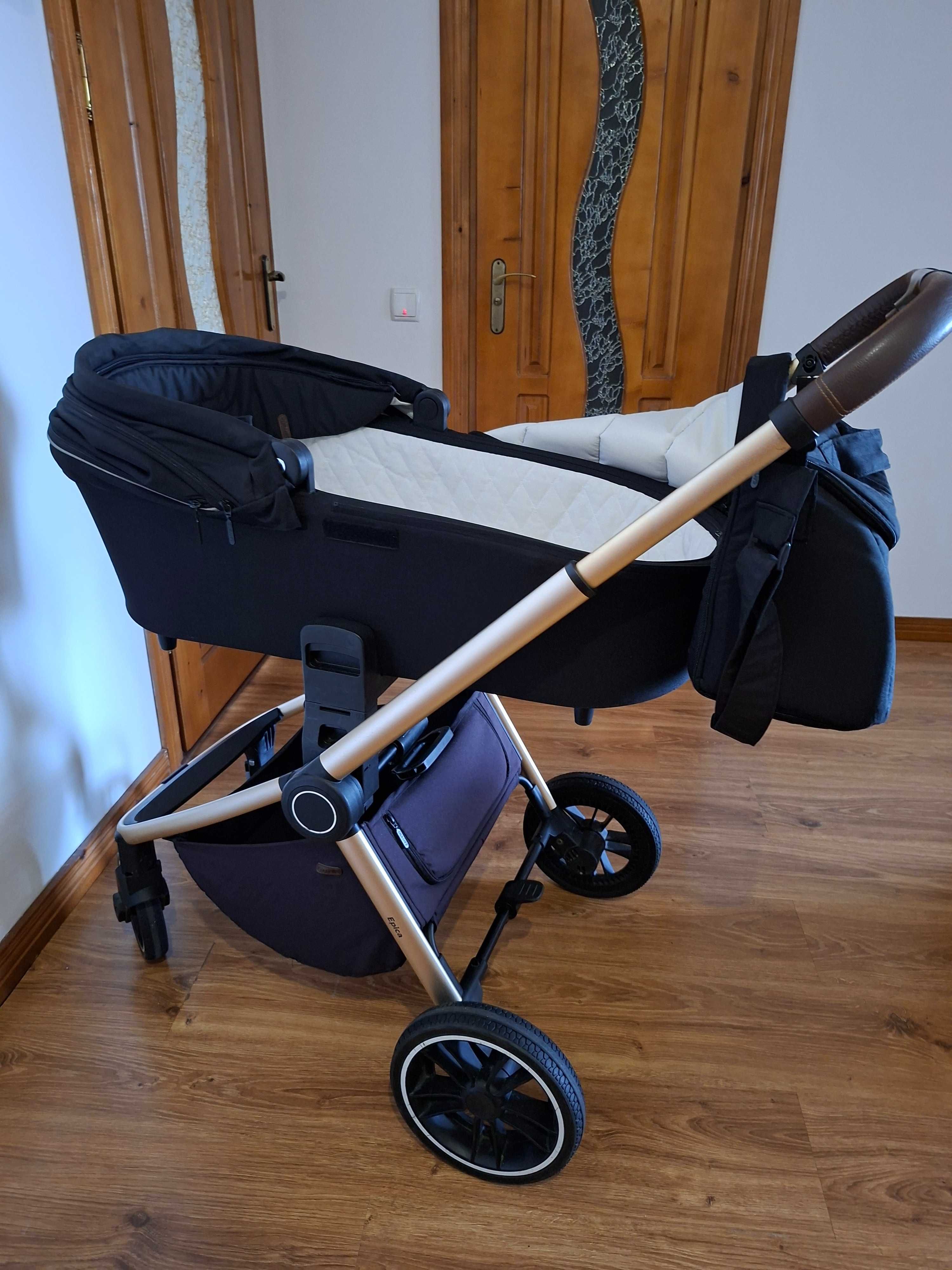 Дитяча каляска  Carrello Epica
