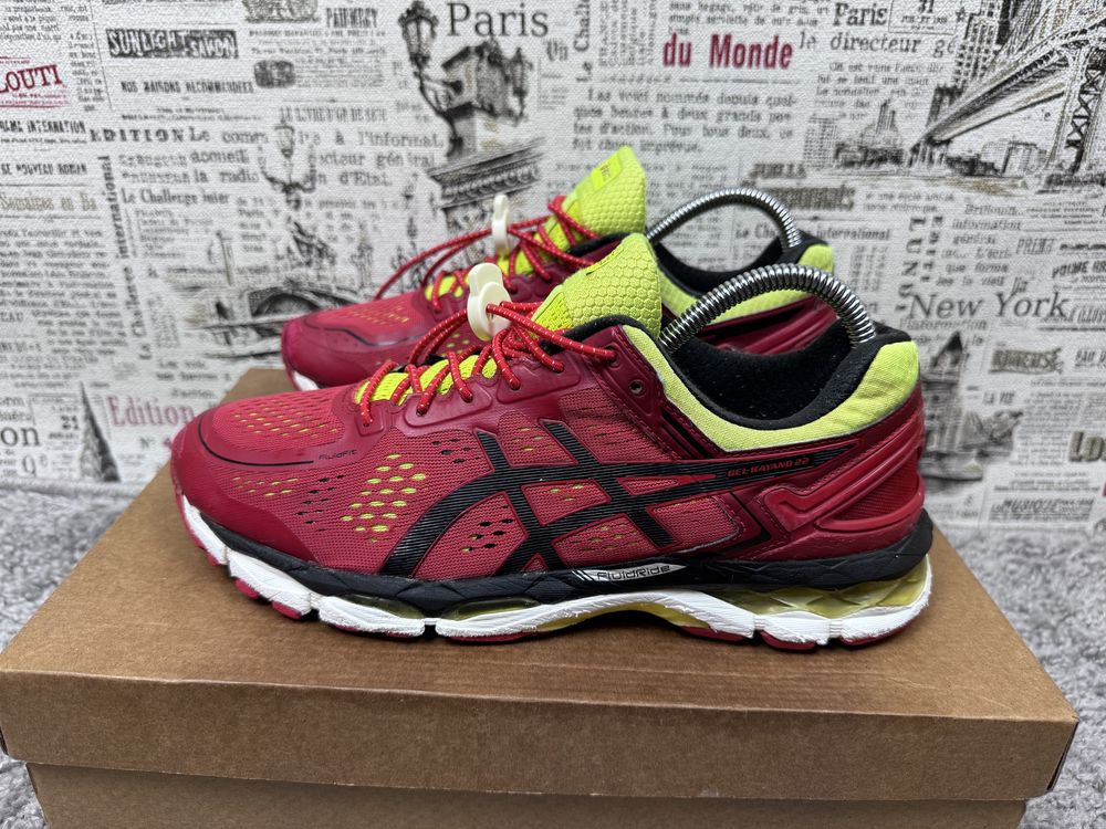 Кросівки Asics GEL-KAYANO 22 Розмір 41.5 / Original Взуття