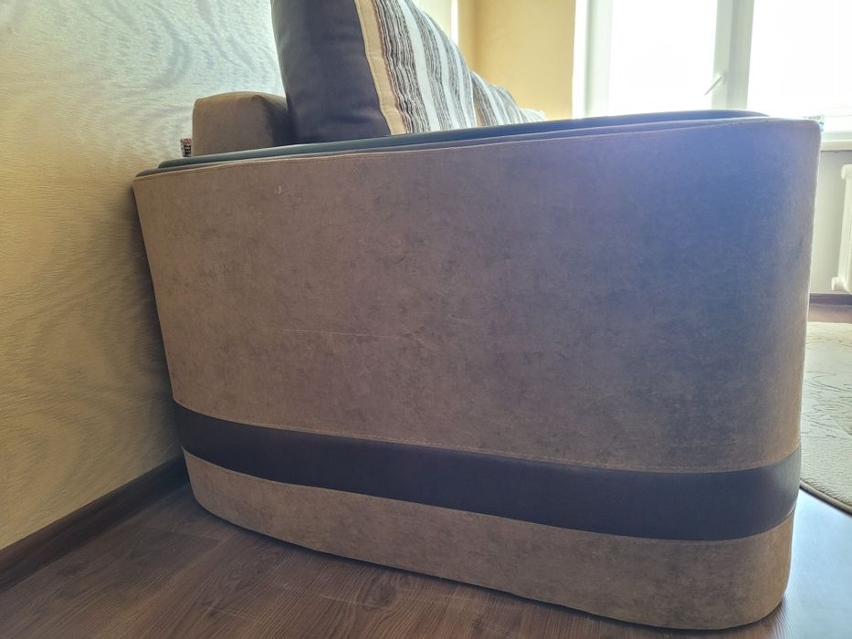 Продам диван б/у