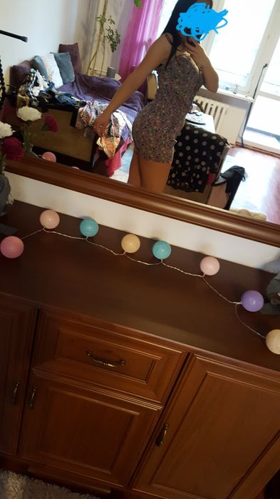 Kombinezon w drobne kwiatki