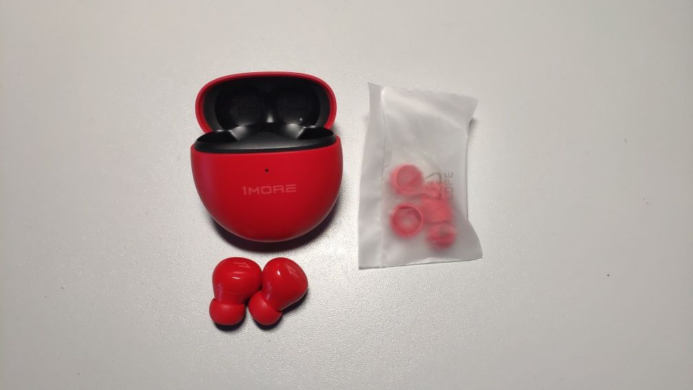 Навушники TWS 1More ComfoBuds Mini