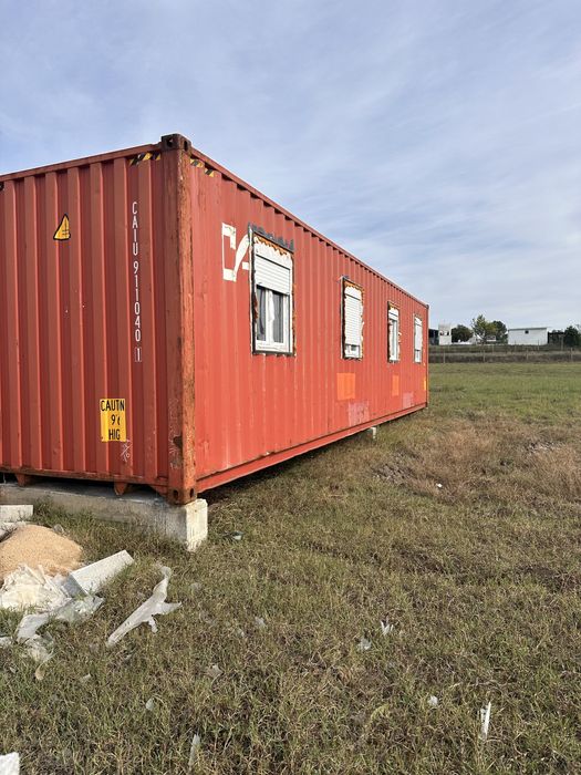 Casa contentor por acabar