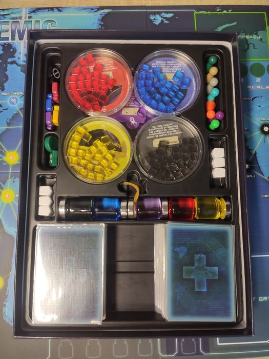 Pandemic / Pandemia ze wszystkimi dodatkami