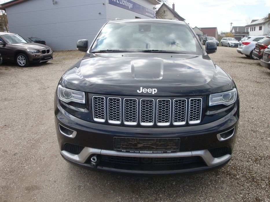 Бампер Jeep Grand Cherokee WK2 2010-2020 разборка гранд запчастини