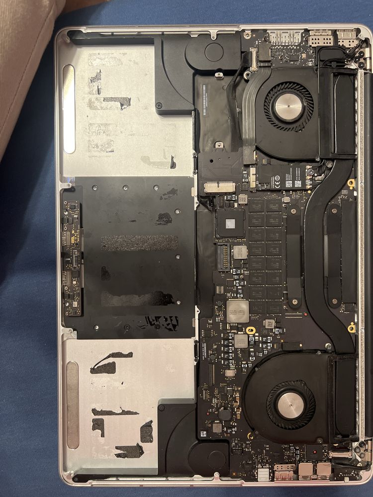 2 xMacbook Pro 15” 2015r na części