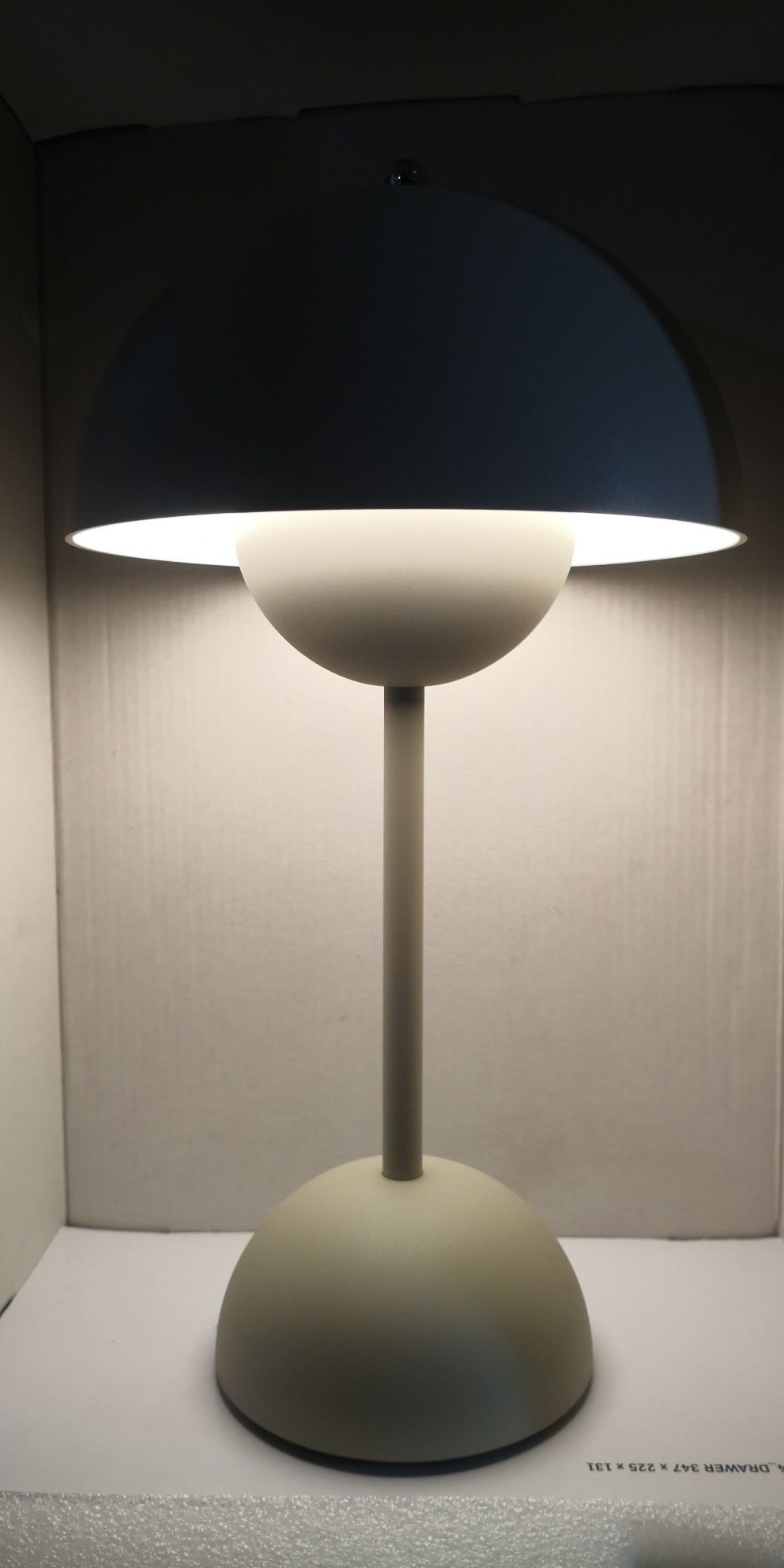 Lampka nocna, stołowa, lampka na biurko