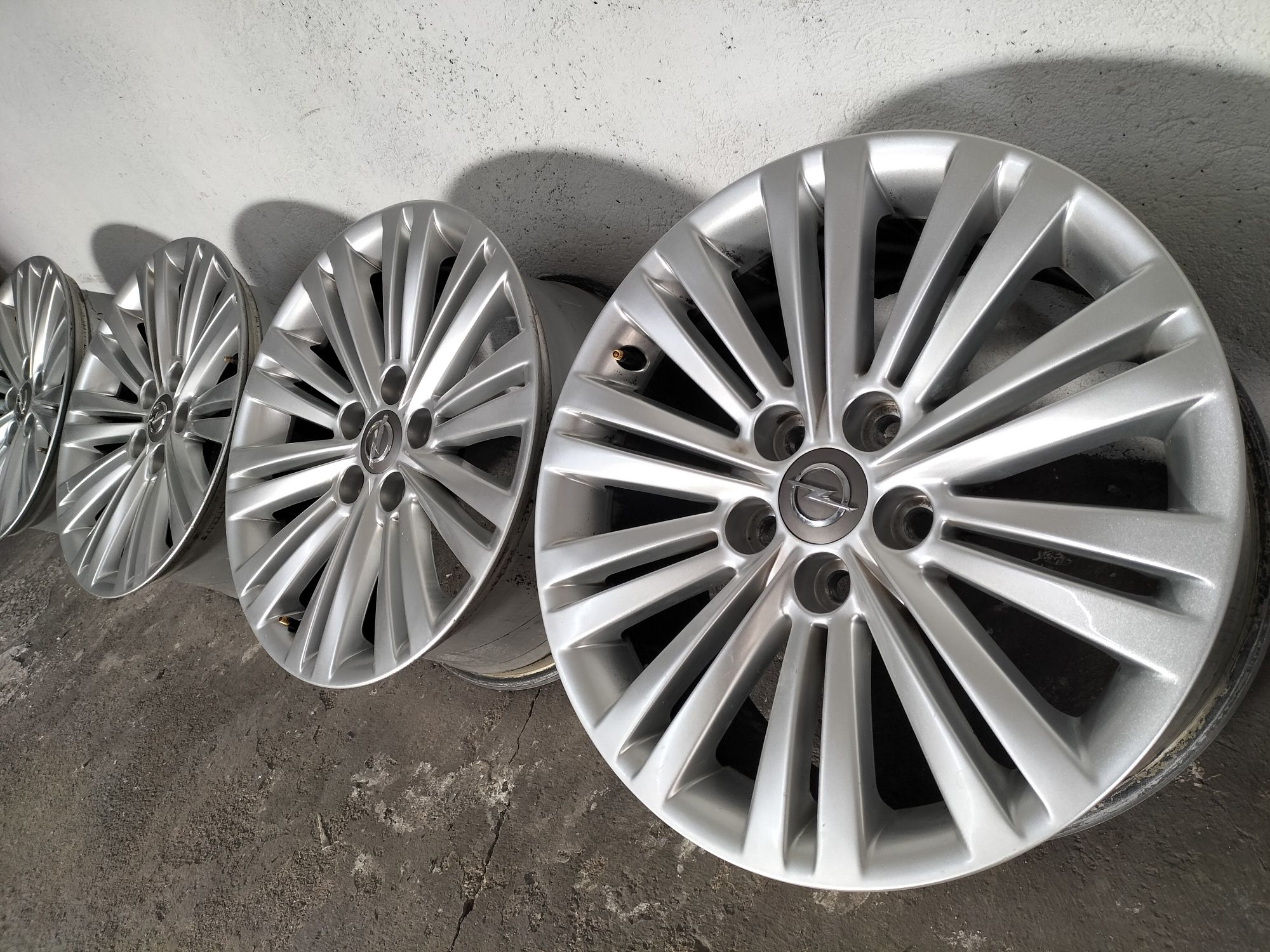 Felgi aluminiowe 18 cali 5x120 Opel Insignia BMW