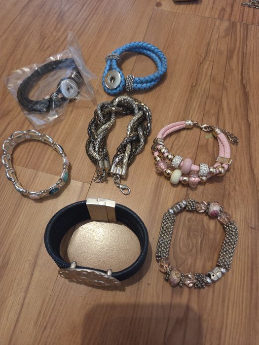 Zestaw bransoletek