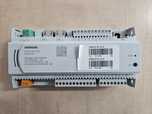 Sterownik Siemens DXR2.E18.101A KNX
Sterownik w stanie wizualnym bardz