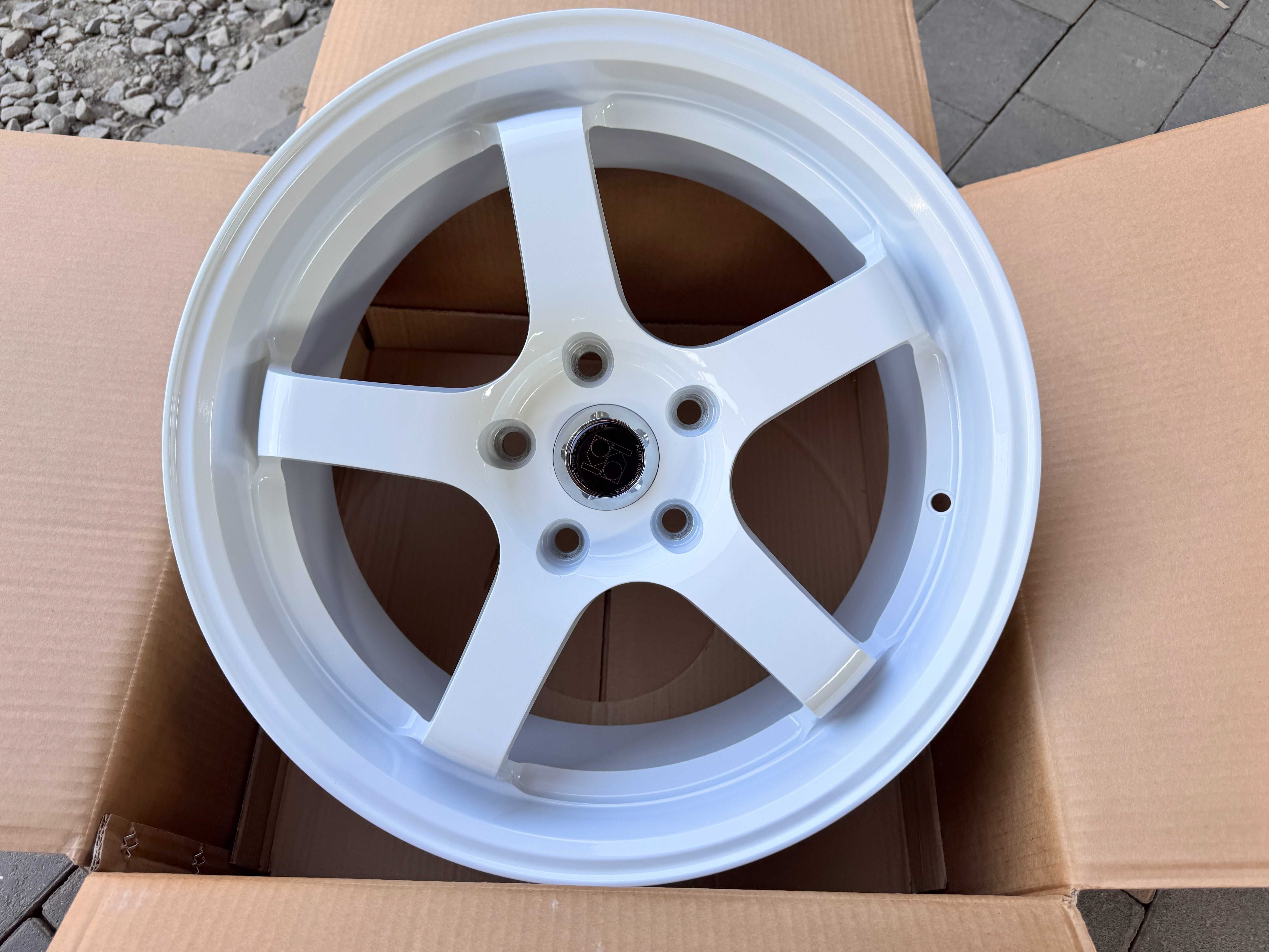 R17 5x112 Білі VW Golf 6 7 Passat CC B6 B7 B8 Jetta Audi A4 Skoda A5