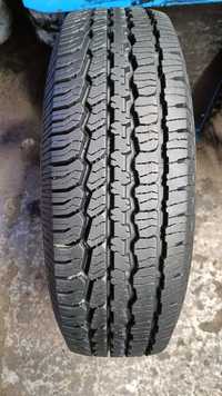 [391] 1 szt. BFGoodrich Radial Long Trail T/A 205/70/15 95S