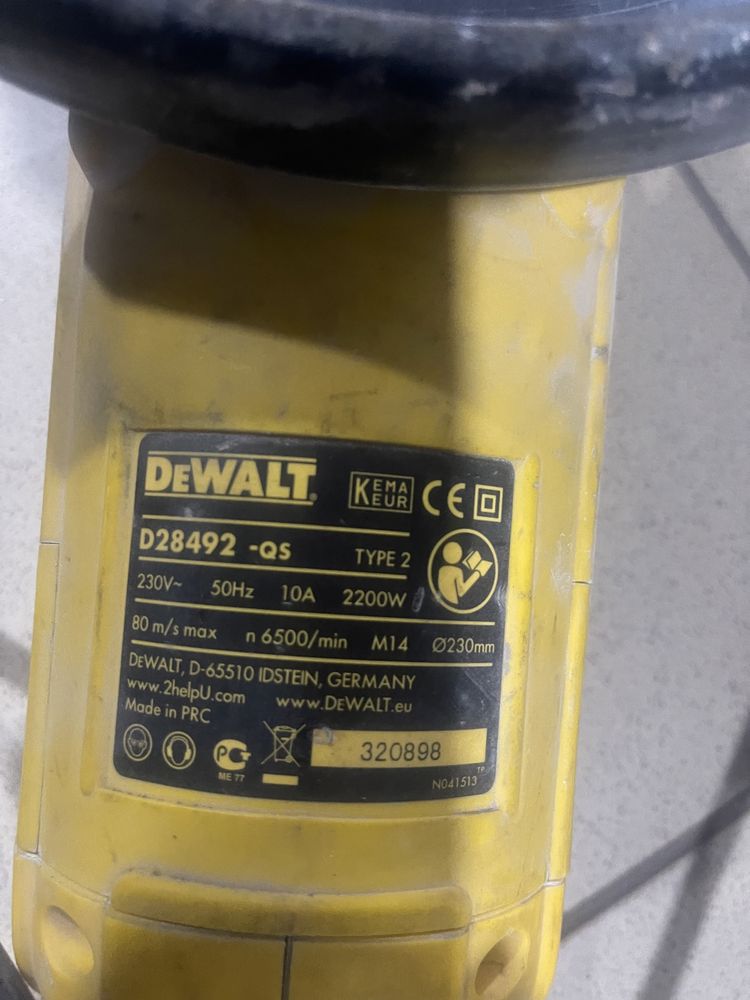 Угловая болгарка DeWALT D28492