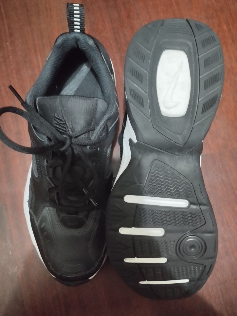 Sapatilhas Nike m2k tekno