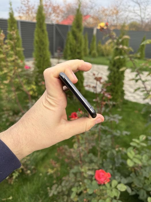 Iphone 11 pro max чудовий стан, все працює