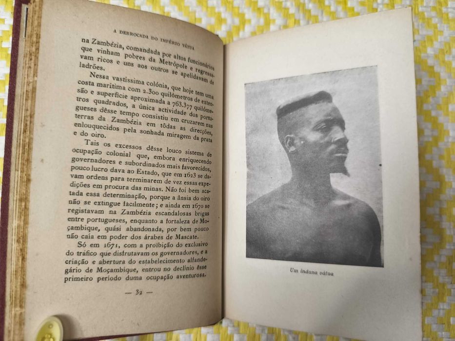 A derrocado do Império Vátua e Mousinho D'Albuquerque  2 Volumes