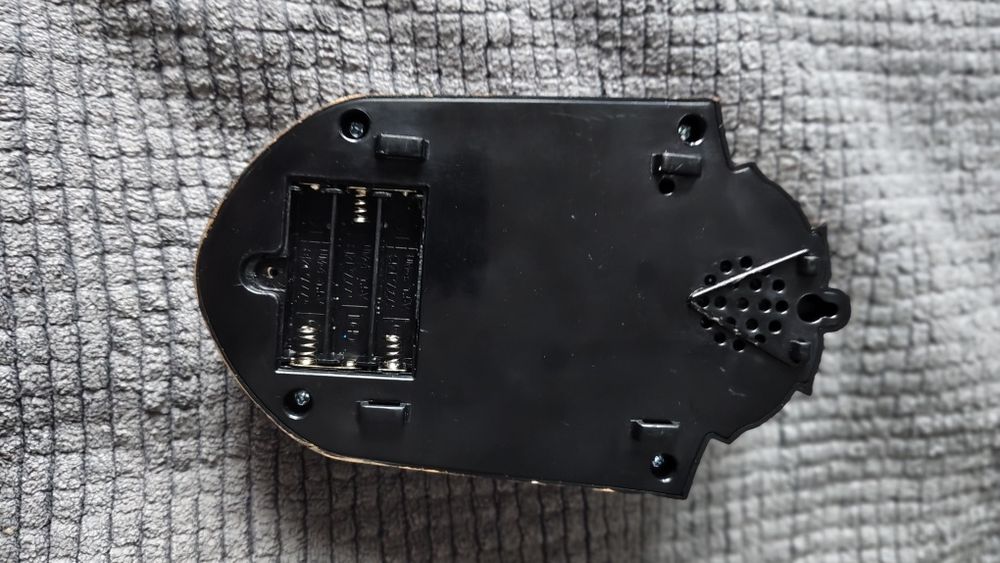 Halloweenowy dzwonek do drzwi