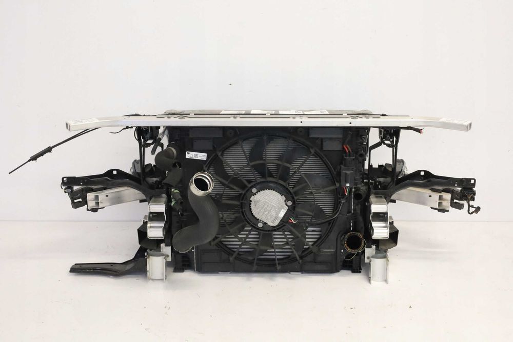 BMW G01 G02 Установочна панель телевізор касета радіаторів вентилятор