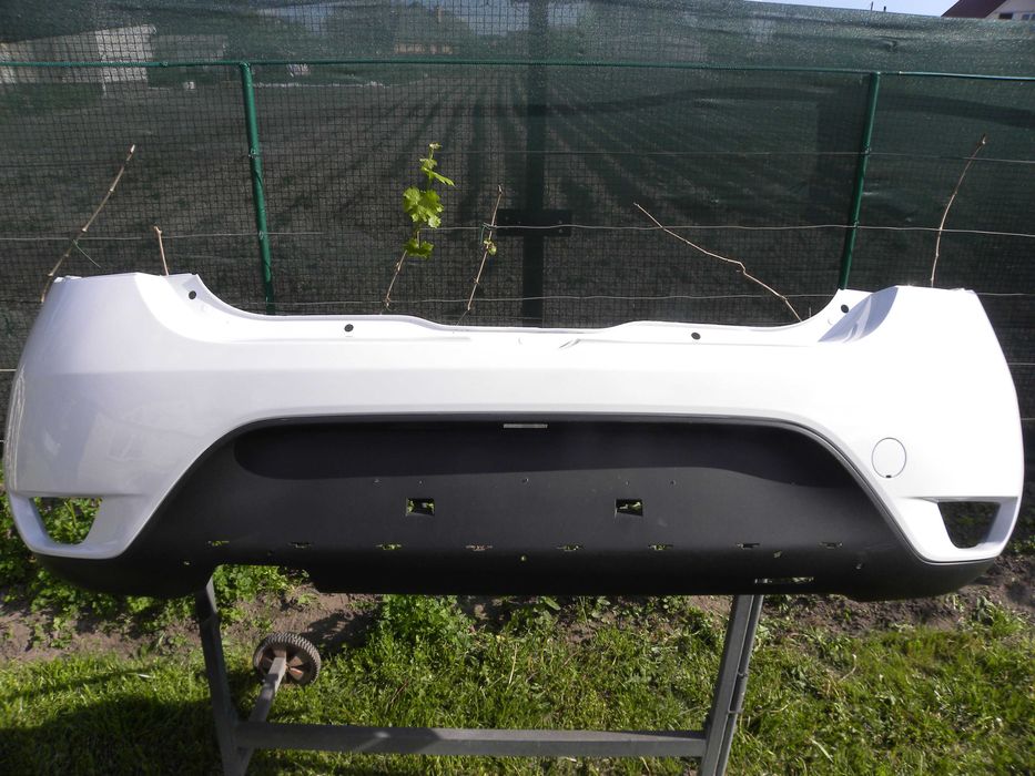 бампер пер., зад., Renault Sandero Stepway