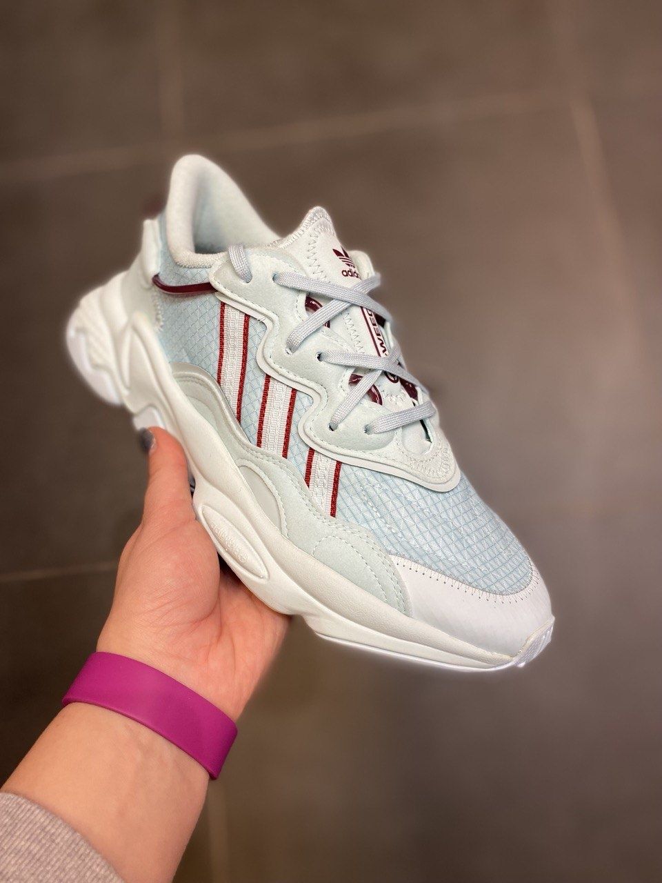 Кросівки Adidas Ozweego GX6465 оригінал нові 39,