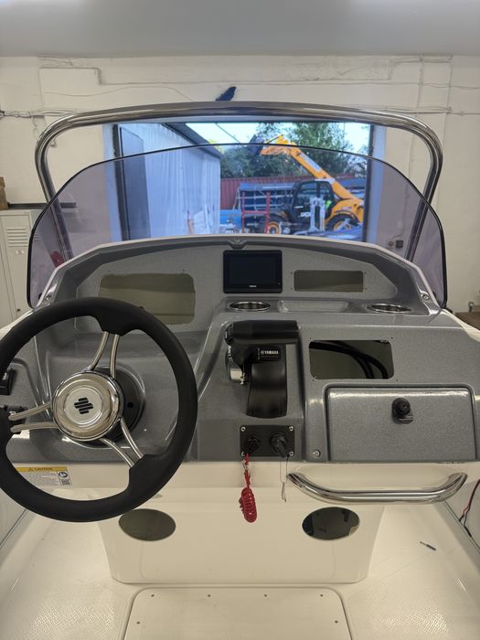 Formy laminatowe, budowa i doposażenie łodzi i pojazdów  – NARDO BOATS