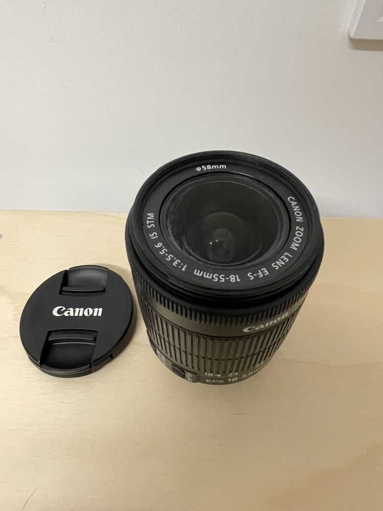 Objetiva Canon EF-S 18-55mm 2.5-5.6 IS STM
