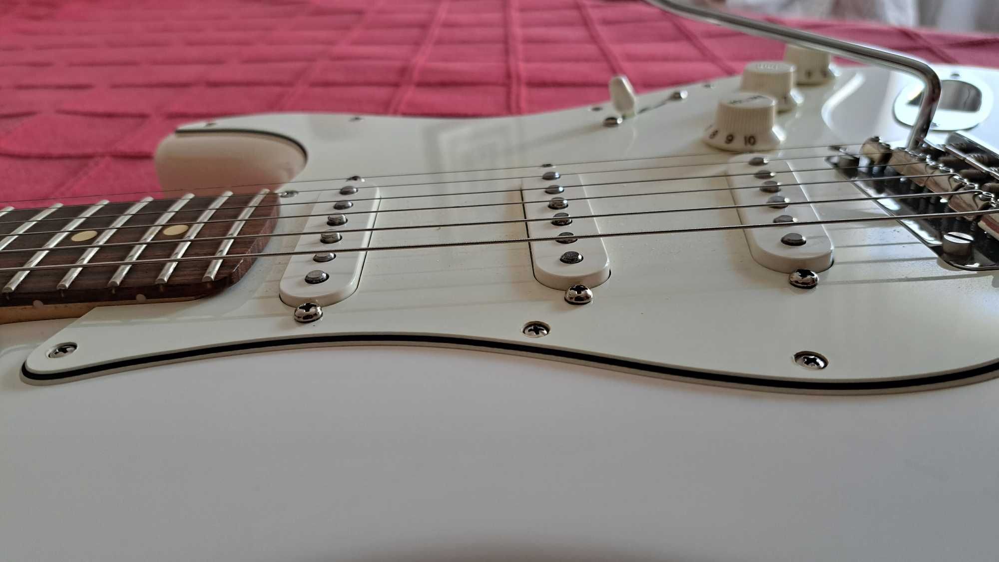 Fender Player Series Stratocaster  PF PWT - SSS -2022/05