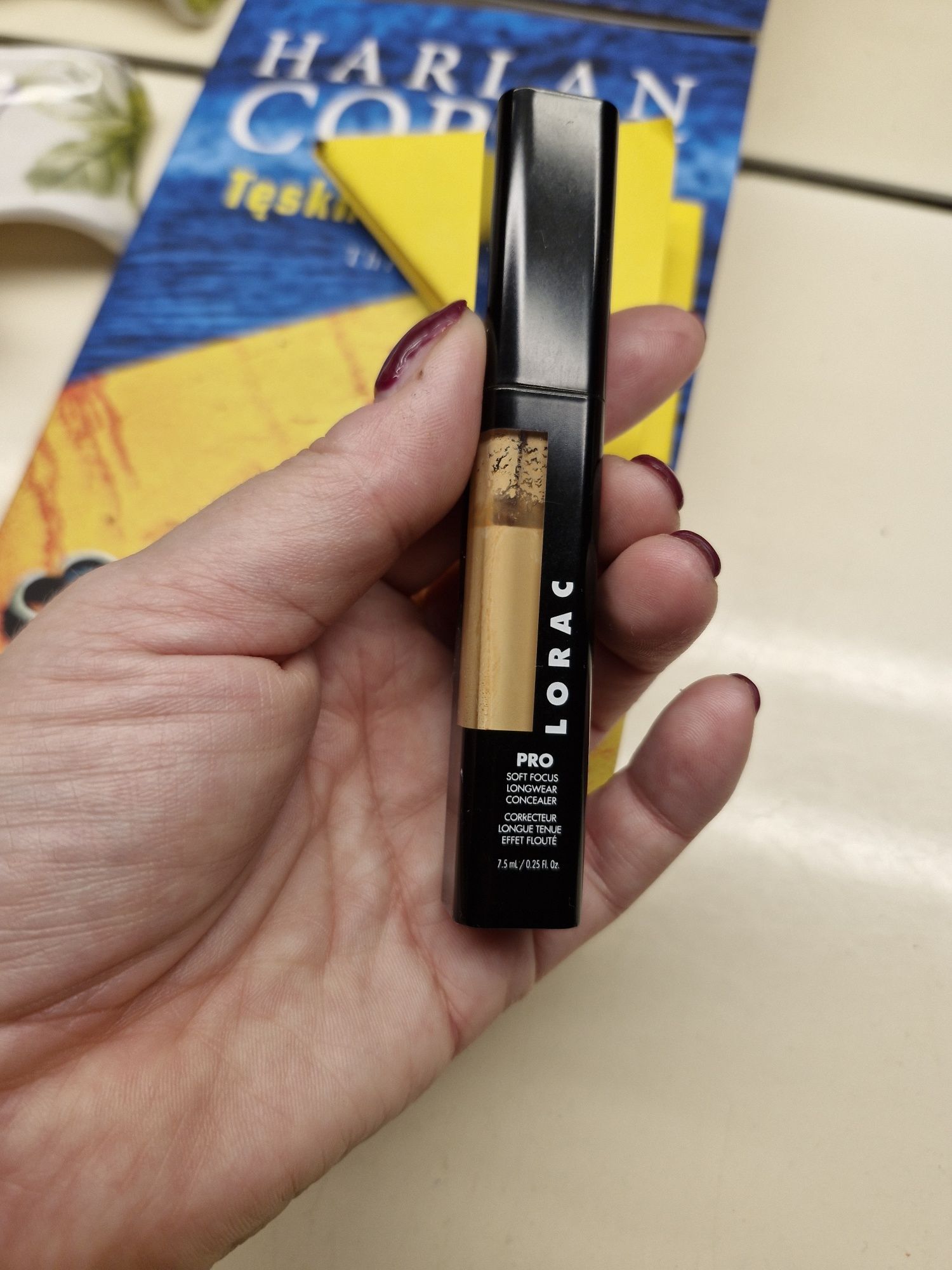 LORAC PRO korektor