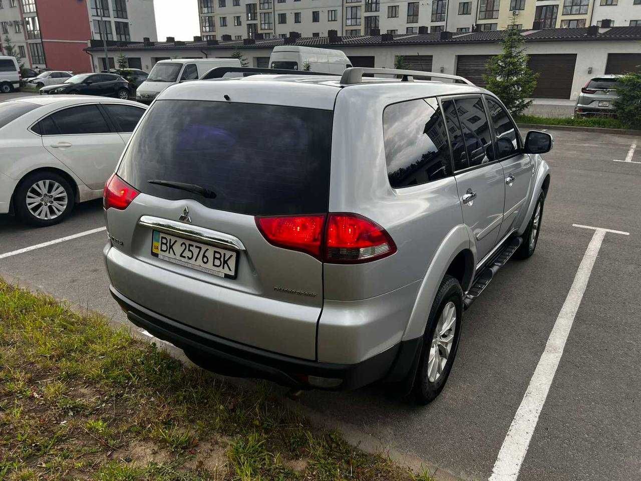 Mitsubishi Pajero Sport 2014