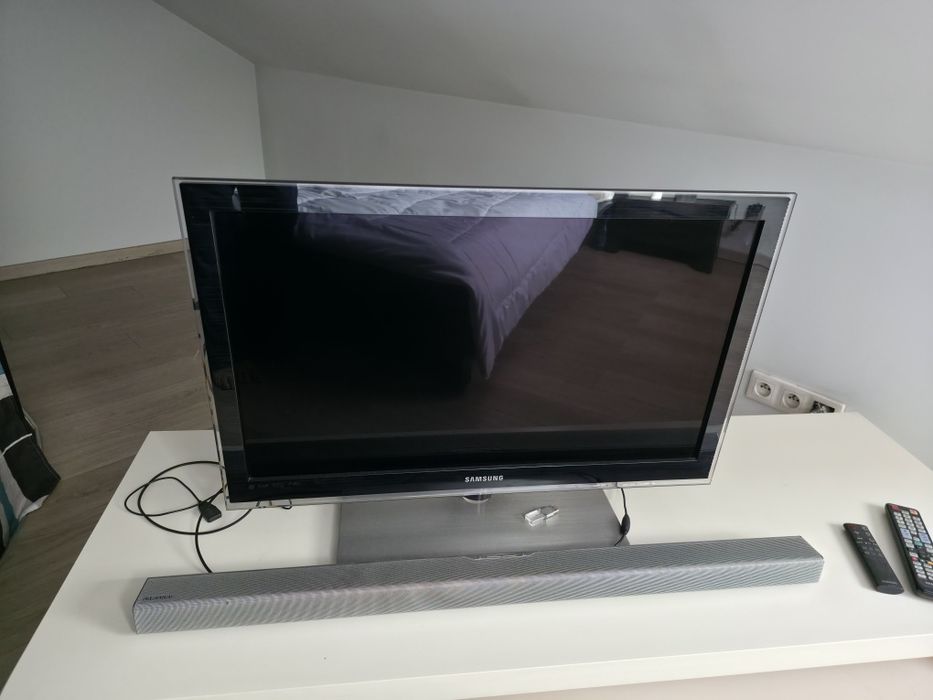 Telewizor Samsung 32 cale prawie w ogole nie uzytkowany