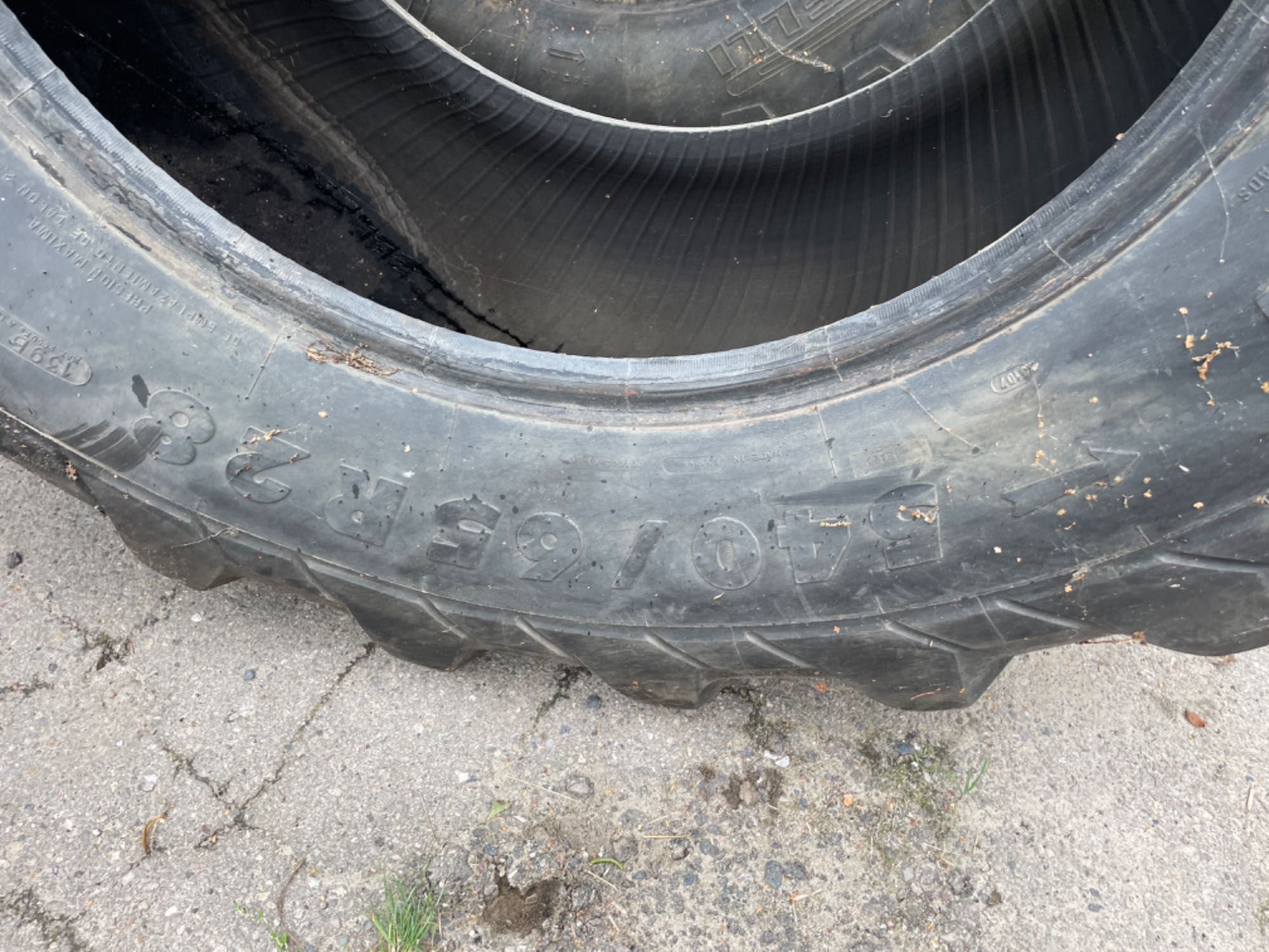 Opona 540/65 R28 Kleber