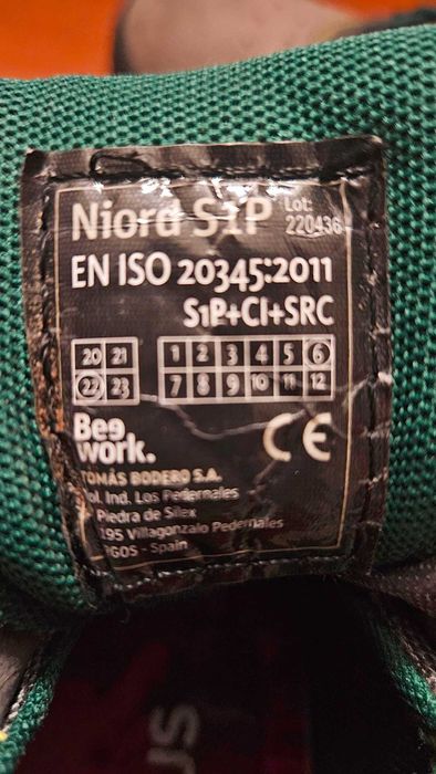 Sapato de Segurança com Biqueira e Palmilha de Aço em Camurça - 41