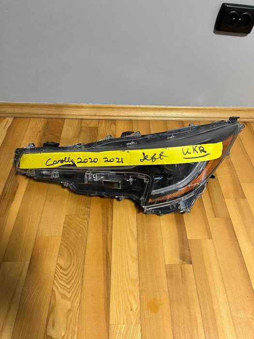 Фара Toyota Corolla 2020-2021 передня ліва