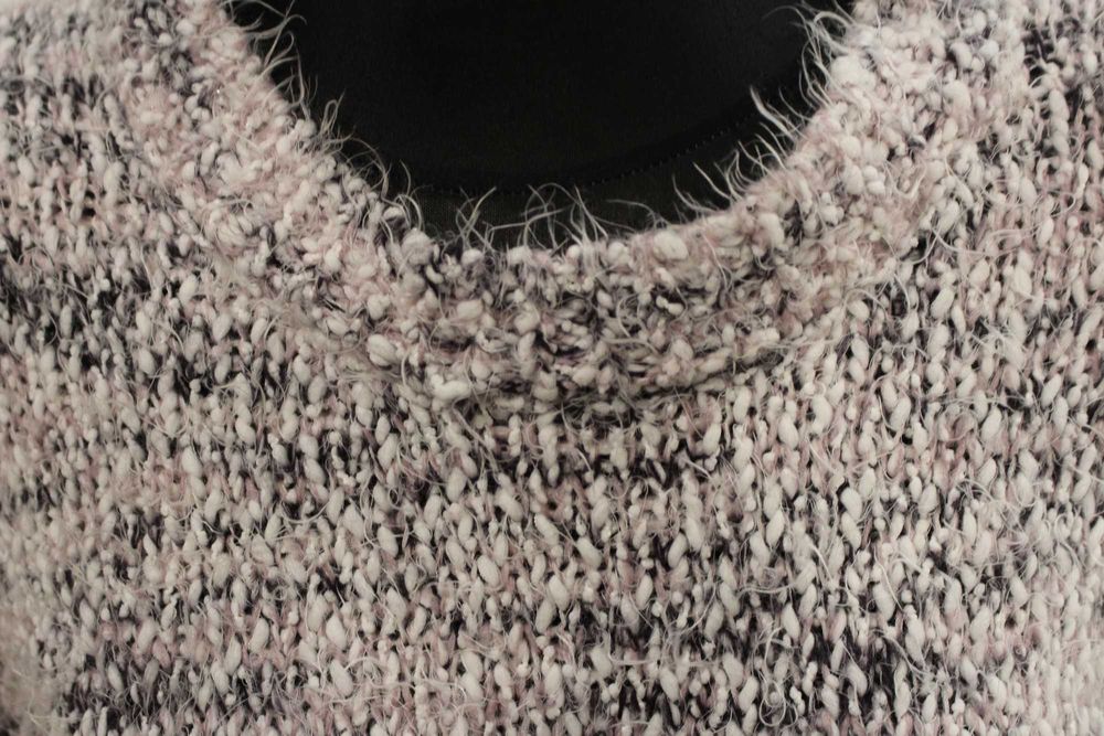 Sweter włochaty oversize