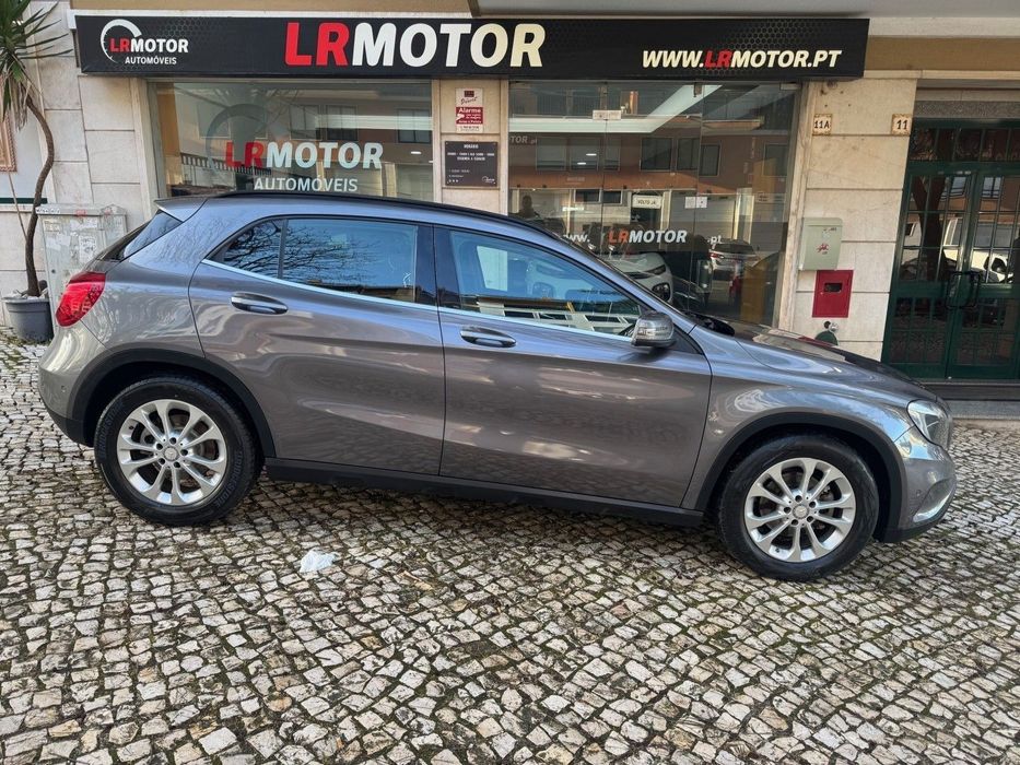 Mercedes-Benz GLA 180 d