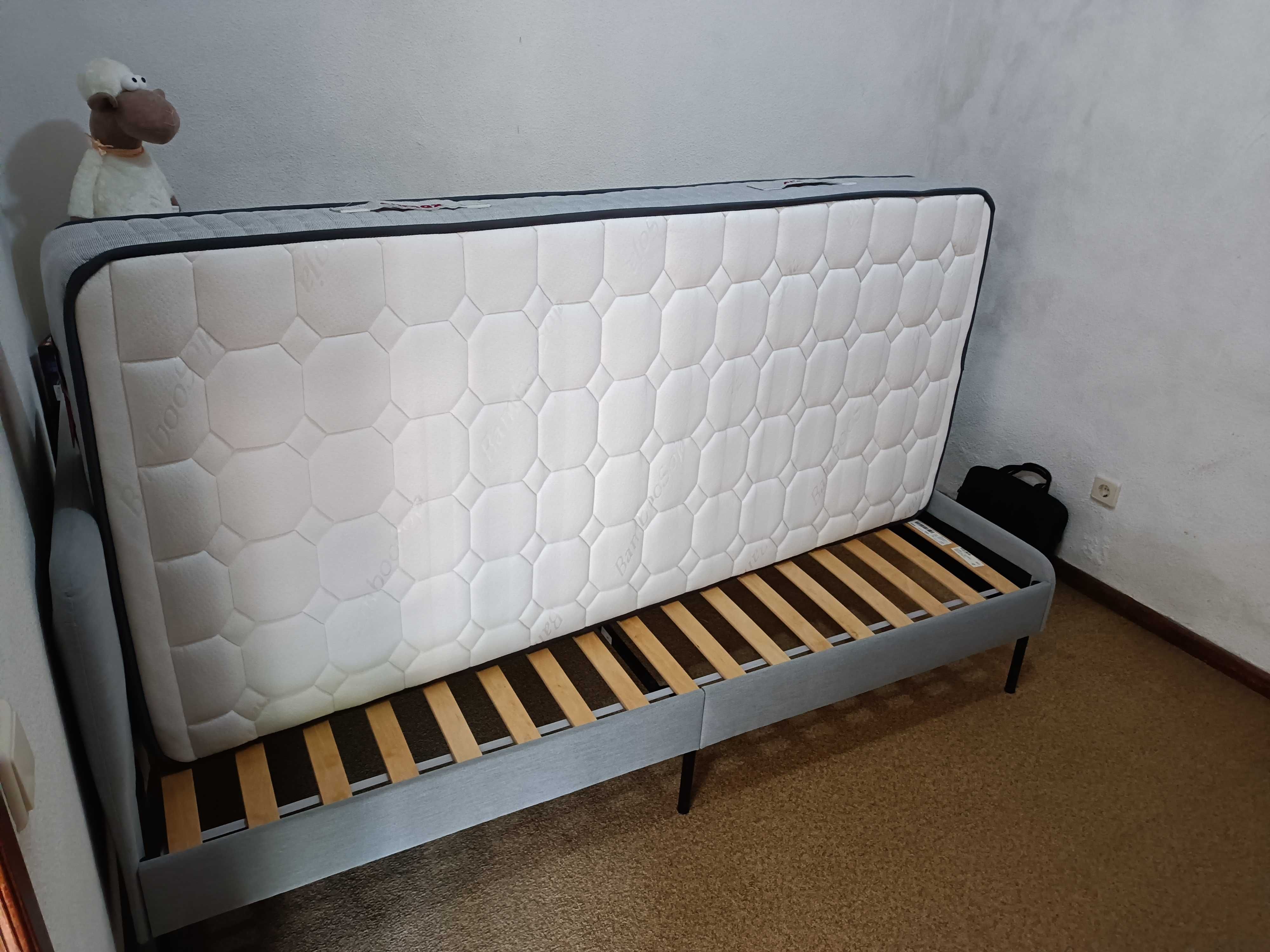 Cama completa para criança ou jovem